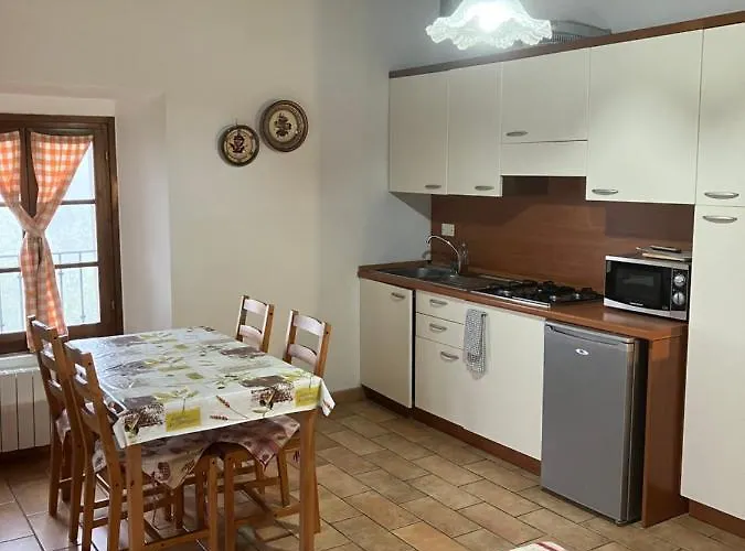 Lo Scricciolo Appartement Montecastelli Pisano